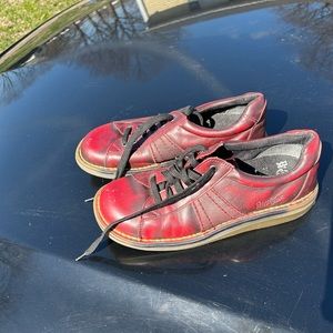 Rare color doc martens with a few scratches on the toe shown in pictures